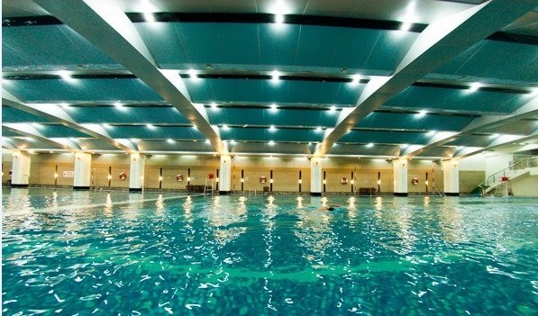 be-boi-4-mua-trong-nha be-boi-4-mua-trong-nha